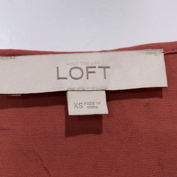 Detailed Top - Picture 2 of 4